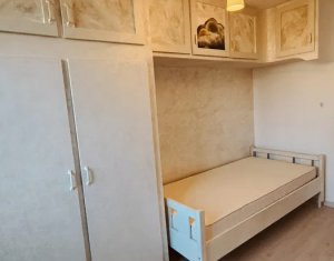 Appartement 3 chambres à vendre dans Cluj-napoca, zone Plopilor