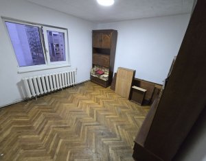 Lakás 3 szobák eladó on Cluj-napoca, Zóna Manastur