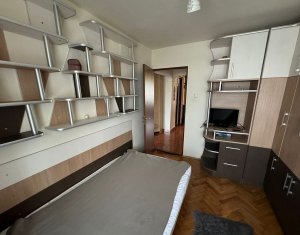 Appartement 3 chambres à louer dans Cluj-napoca, zone Manastur
