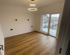 Maison 6 chambres à vendre dans Chinteni