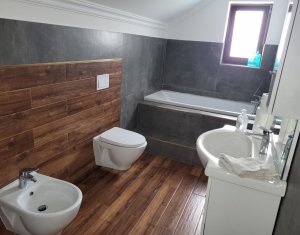 Ház 5 szobák eladó on Sub Coasta