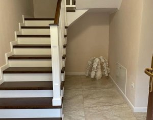 Duplex 4 camere, la cheie, Floresti, zona Parc Poligon, aer curat, liniste