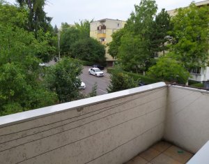 Appartement 3 chambres à louer dans Cluj-napoca, zone Zorilor