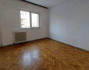 Appartement 4 chambres à vendre dans Cluj-napoca, zone Grigorescu