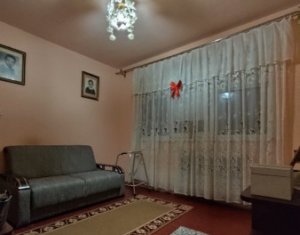 Appartement 4 chambres à vendre dans Cluj-napoca, zone Manastur
