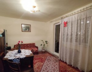 Appartement 4 chambres à vendre dans Cluj-napoca, zone Manastur