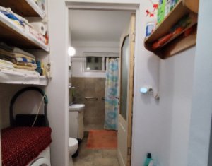 Appartement 4 chambres à vendre dans Cluj-napoca, zone Manastur