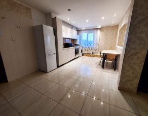 Appartement 3 chambres à louer dans Cluj-napoca, zone Marasti