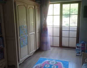 Ház 5 szobák eladó on Viisoara