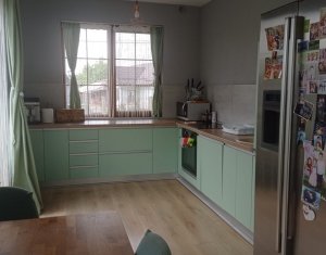 Ház 5 szobák eladó on Viisoara