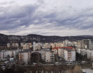 Appartement 3 chambres à vendre dans Cluj-napoca, zone Manastur