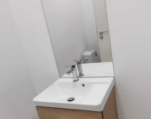 Lakás 3 szobák eladó on Baciu