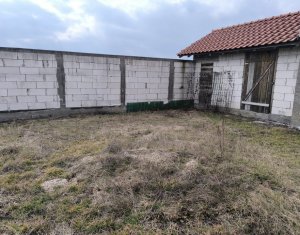 Oportunitate investitie, casa cu 4191 mp teren intravilan, Gherla, periferie