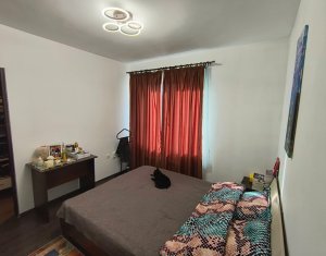 Apartament cu 3 camere, mobilat, parcare, zona Sesul de Sus, Floresti
