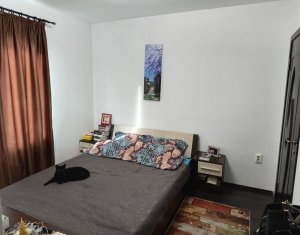 Apartament cu 3 camere, mobilat, parcare, zona Sesul de Sus, Floresti