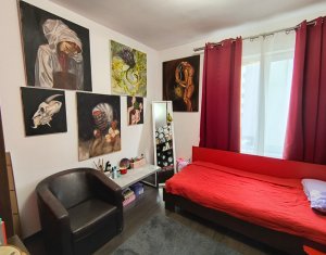 Apartament cu 3 camere, mobilat, parcare, zona Sesul de Sus, Floresti
