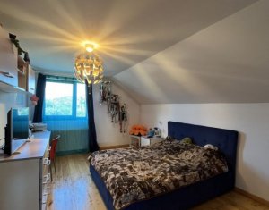 House 4 rooms for sale in Baciu