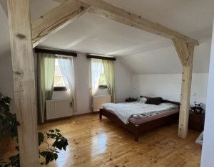 House 4 rooms for sale in Baciu