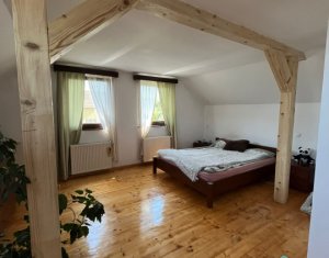 House 4 rooms for sale in Baciu