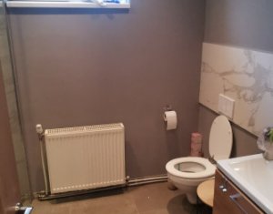 House 8 rooms for sale in Luna De Sus