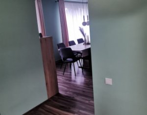 House 8 rooms for sale in Luna De Sus