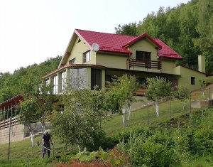 Nyaralók eladó on Somesu Rece