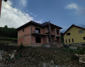 Ház 5 szobák eladó on Sannicoara