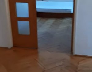 Lakás 4 szobák eladó on Cluj-napoca, Zóna Zorilor