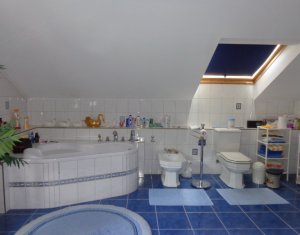 Ház 6 szobák eladó on Baisoara