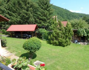 Ház 6 szobák eladó on Baisoara