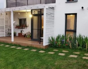 Lakás 4 szobák eladó on Floresti