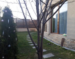 Ház 4 szobák eladó on Floresti