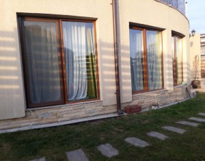 Ház 4 szobák eladó on Floresti