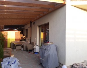 Ház 4 szobák eladó on Floresti