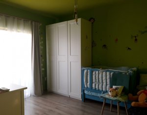 Ház 4 szobák eladó on Floresti