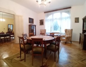 , 125.9m2 dans Cluj-napoca, zone Centru
