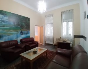 Appartement 4 chambres à vendre dans Cluj-napoca, zone Centru
