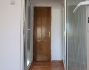 Appartement 3 chambres à vendre dans Cluj-napoca, zone Manastur
