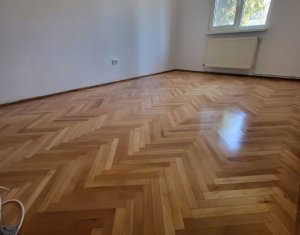 Appartement 3 chambres à vendre dans Cluj-napoca, zone Manastur