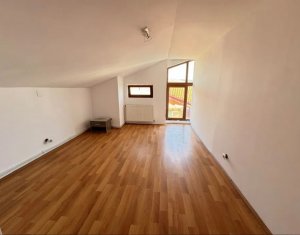 Appartement 3 chambres à vendre dans Floresti