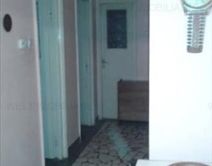 , 110m2 dans Cluj-napoca, zone Plopilor