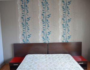 Appartement 4 chambres à vendre dans Cluj-napoca, zone Manastur