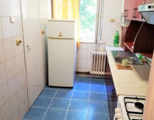 Lakás 4 szobák eladó on Cluj-napoca, Zóna Manastur