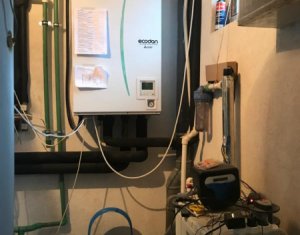 Ház 7 szobák kiadó on Salicea