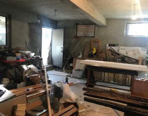 Ház 7 szobák kiadó on Salicea