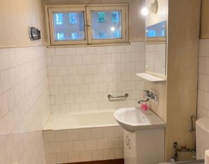 Appartement 3 chambres à vendre dans Cluj-napoca, zone Manastur