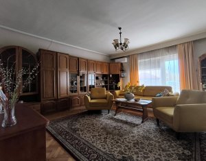 Oportunitate investitie, 2 case individuale, zona Calea Turzii, strada retrasa