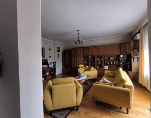 Oportunitate investitie, 2 case individuale, zona Calea Turzii, strada retrasa