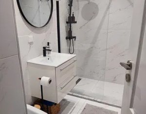 Appartement 3 chambres à vendre dans Cluj-napoca, zone Buna Ziua