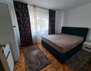 Appartement 3 chambres à louer dans Cluj-napoca, zone Marasti